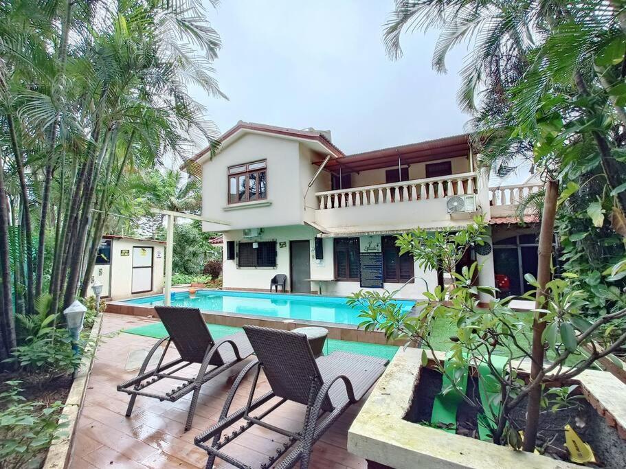 لونافالا Valecha Villa Entire 4Bhkbunglow With 5000 Sq Ft Garden المظهر الخارجي الصورة
